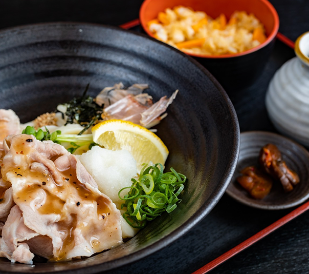 国産豚の塩だれぶっかけうどん定食